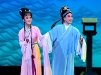 越劇方玉娘祭塔全集(越劇方玉娘祭塔全集方亞芬)