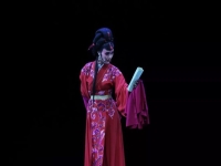 越劇鳳冠淚簡介(越劇鳳冠淚全本熊蓮芬)