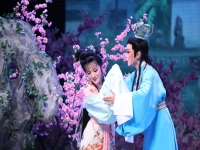 單仰萍越劇紅樓夢全劇(單仰萍越劇紅樓夢全劇2003年版)