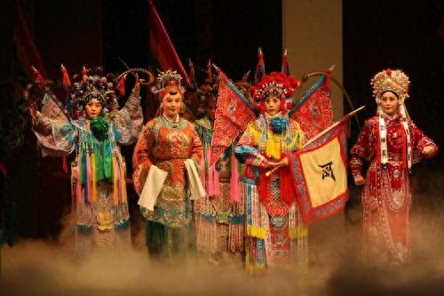 豫劇-中國(guó)五大戲曲劇種之一簡(jiǎn)介，著名河南戲劇種，河南人的驕傲