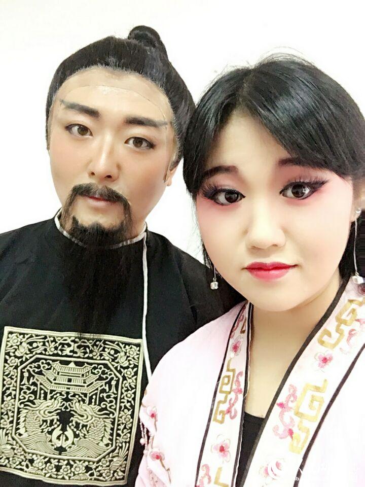 武漢一高校95后女大學生的“國粹”情結
