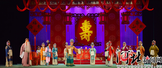 豫劇表演藝術(shù)家_豫劇表演藝術(shù)家馬金鳳簡歷_豫劇表演藝術(shù)家牛得草