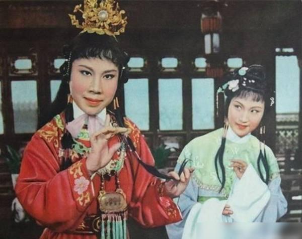 16位美女飾演越劇《紅樓夢》林黛玉，哪一