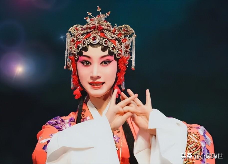 中國戲曲是在元代的時候發展成熟的，這跟哪