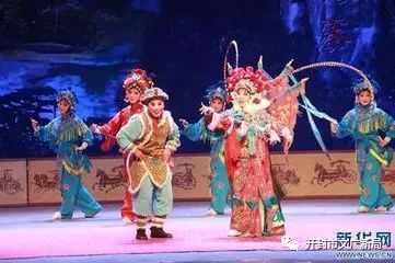 豫劇與曲劇_豫劇區(qū)別曲劇和戲曲劇_曲劇和豫劇的區(qū)別