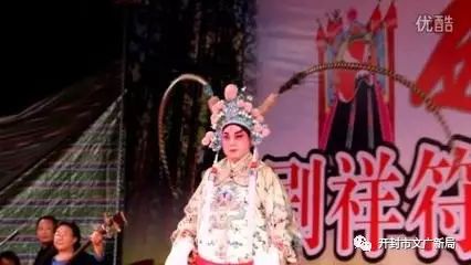 豫劇與曲劇_曲劇和豫劇的區(qū)別_豫劇區(qū)別曲劇和戲曲劇