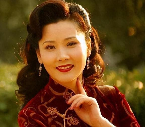 戲曲第一美人花落誰家？李勝素、馬蘭實至名歸，顏佳讓人糾結