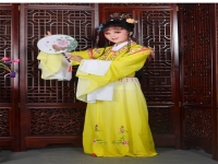 民營(yíng)越劇團(tuán)小旦誰(shuí)最好(民營(yíng)越劇團(tuán)小旦誰(shuí)最好當(dāng)演員)