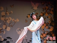 公園越劇農村越劇(越劇公園男子唱越劇)
