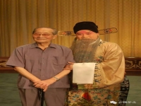 京劇借東風(fēng)伴奏(京劇借東風(fēng)伴奏京劇我本是臥龍崗散淡的人伴奏)