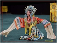 貴妃醉酒是哪個古代戲曲改編的(貴妃醉酒是根據哪個古代戲曲改編)