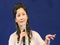 越劇何賽飛經典唱段(越劇何賽飛經典唱段視頻)