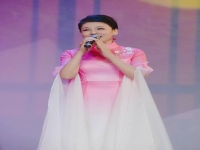黃梅戲鄉音本是黃梅調韓再芬(黃梅戲鄉音本是黃梅調韓再芬演唱)