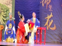 越劇送鳳冠選段(越劇送鳳冠選段周寶奎演唱)