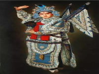 京劇中為女性人物行當的是(京劇表演唯一的扮演女性人物的行當是)