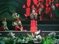 京劇戴諾純伴奏(京劇戴諾伴奏曲譜)