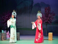梁山伯與祝英臺是什么戲劇(梁山伯與祝英臺是什么戲劇類型)