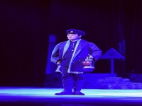 京劇紅燈記李鐵梅(京劇紅燈記李鐵梅演唱)