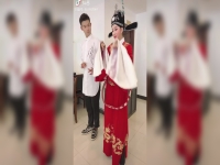 黃梅戲選段黃鶯樹上聲聲唱(黃鶯樹上聲聲唱韓再芬王佩瑜)