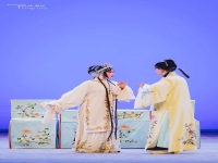 昆曲經典曲目牡丹亭(昆曲經典曲目牡丹亭中愛情故事的主人公是)