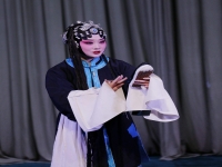 京劇生死恨全劇劇本(京劇生死恨是由誰主演)