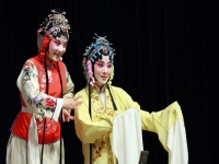 黃梅戲龍鳳奇緣選段(黃梅戲龍鳳奇緣選段青山有意把客留)