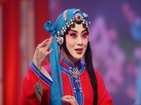 京劇女起解忽聽得唱段李勝素(京劇女起解忽聽得喚蘇三史依弘)