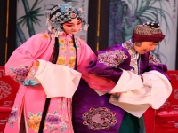 京劇程派鎖麟囊一霎時(京劇程派鎖麟囊一霎時伴奏)